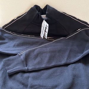 NWT Custom Fit Champion Sweatshirt Size Small